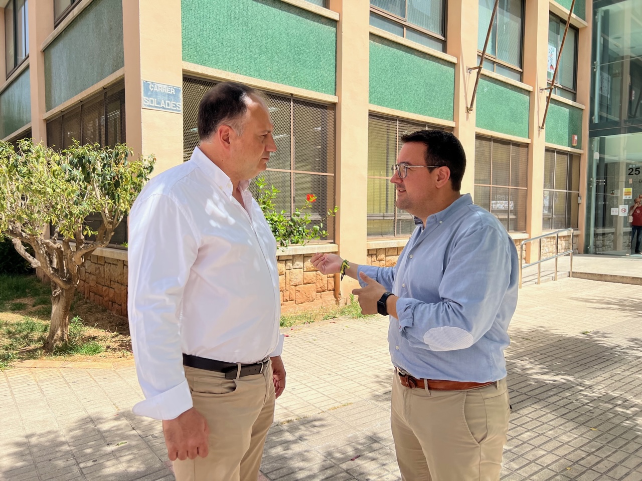 Adrián Casabó, portavoz del PP, celebra que el PSOE se sume “a las buenas iniciativas que el PP garantiza a la ciudad. La salud de nuestros vecinos es lo primero”