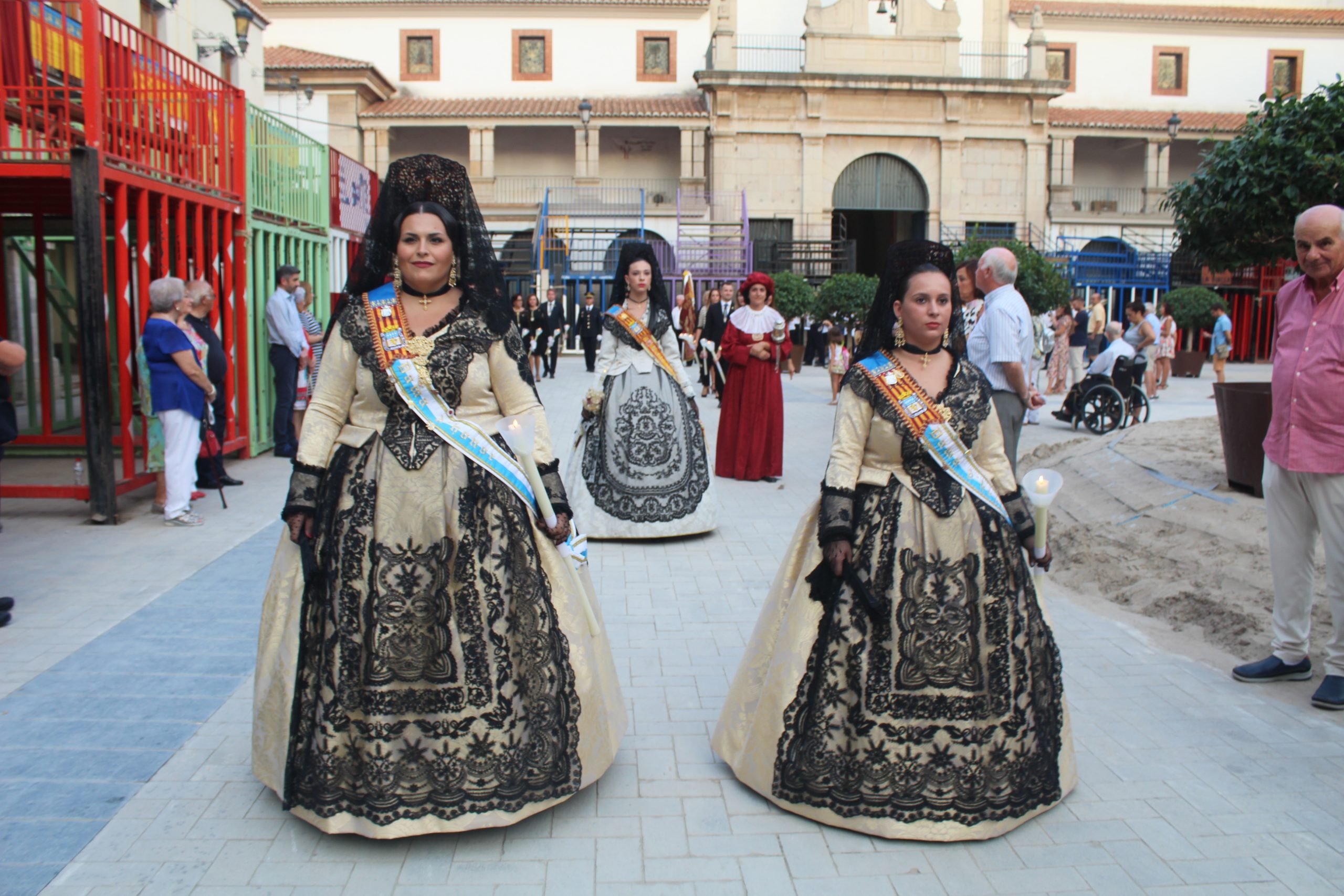 Nules honra a Sant Bartomeu en una jornada d’actes religiosos i festius