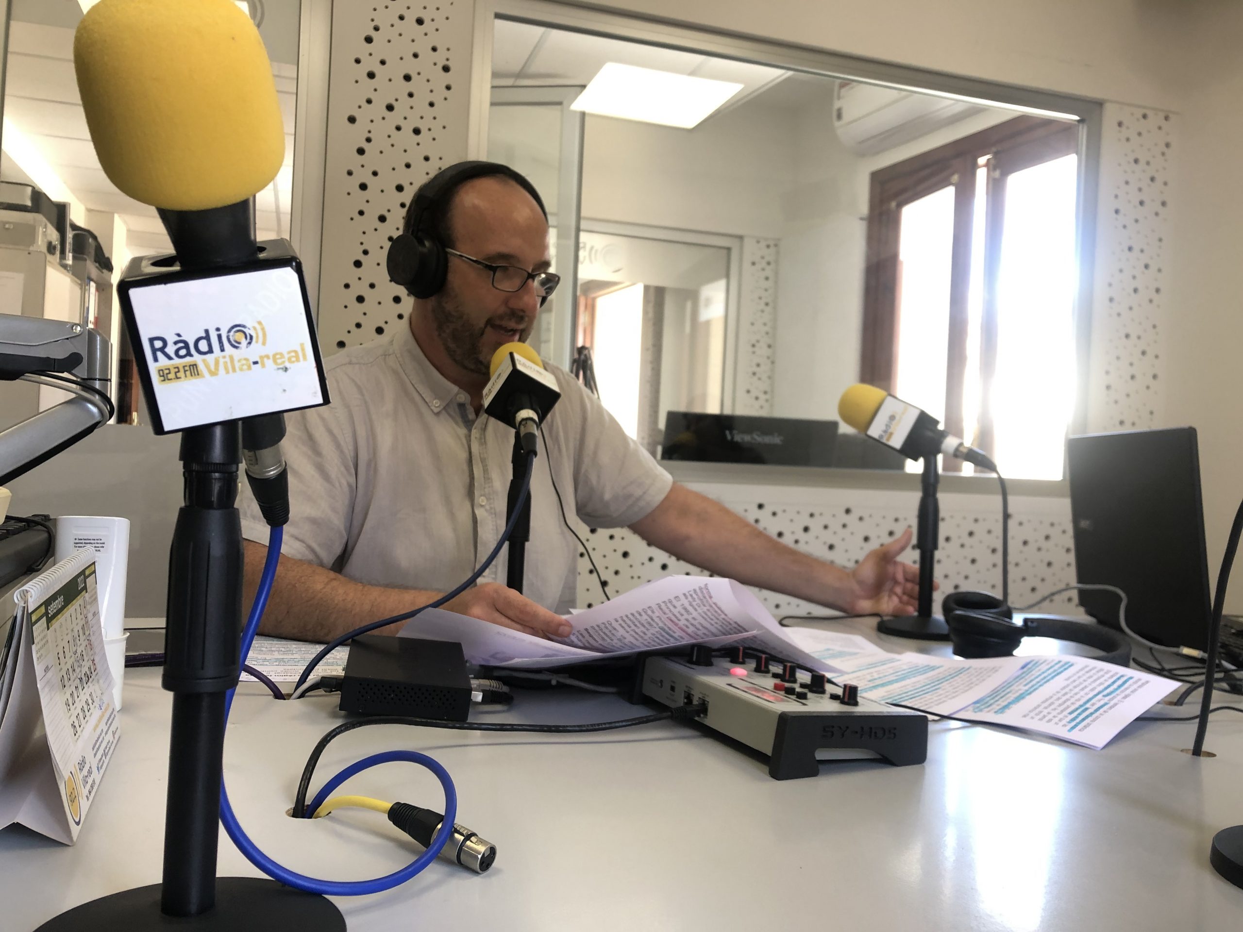 El professor de llengües Santi Cortells repasa les principals curiositats de la Casa Reial Britànica