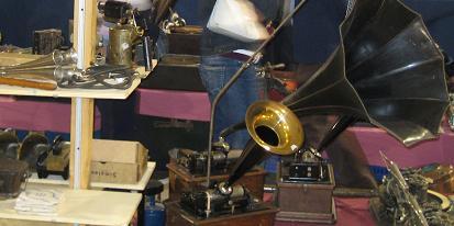 Josep Delcort ens dóna detalls de la Fira d’Antiguitats i Brocanters que desembarca aquest cap de setmana al Centre de Congresos de Vila-real