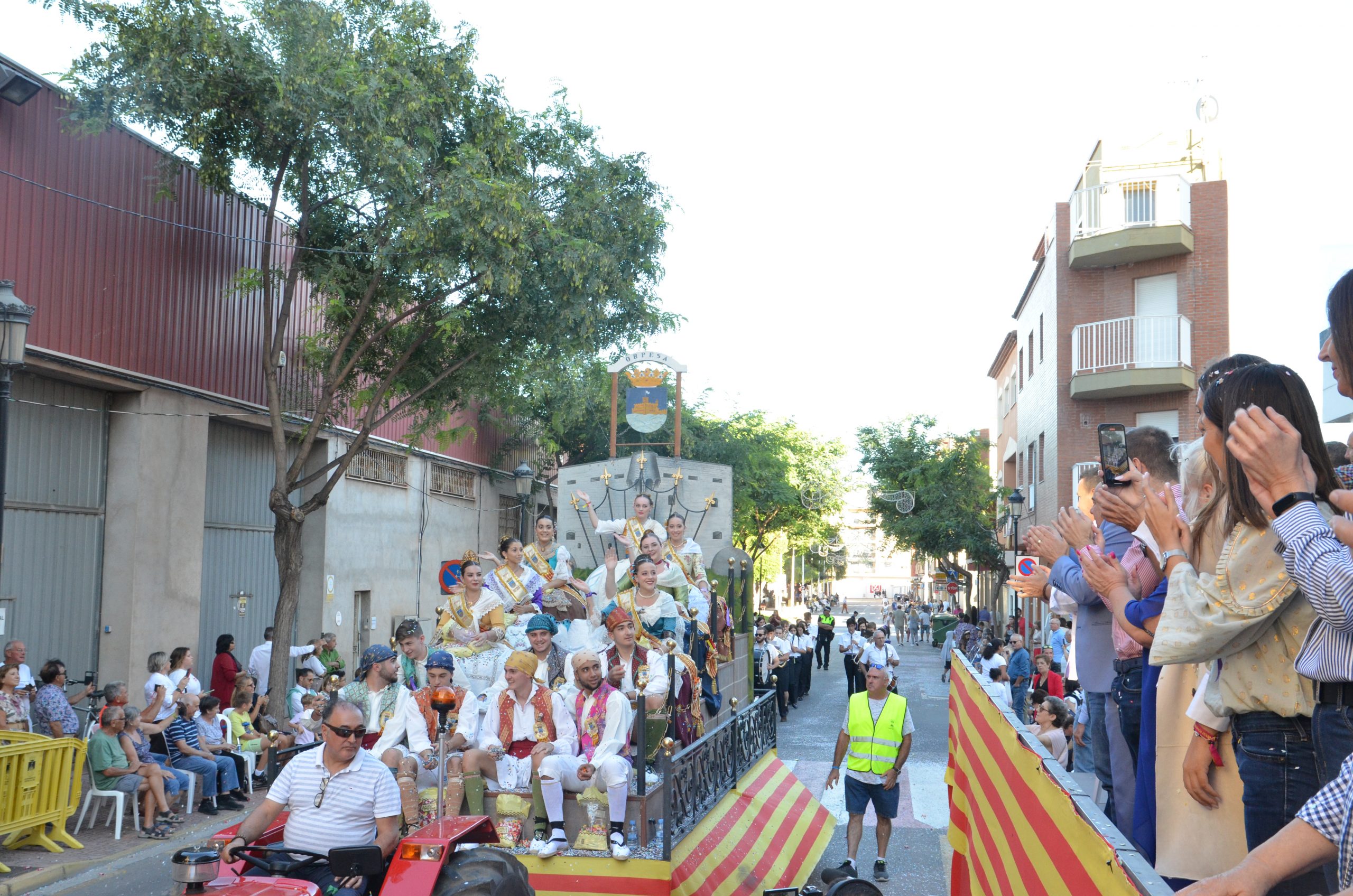 L’alcaldessa d’Orpesa, Araceli de Moya, ens fa balanç de les festes de la Verge de la Paciència i ens conta els principals actes dels ‘Bous al Ravalet’