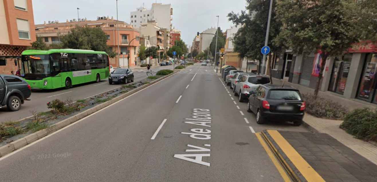 🔴 SUCCÉS – Un conductor begut envaeix la vorera en avinguda l’Alcora de Castelló aquesta vesprada i mata a tres persones