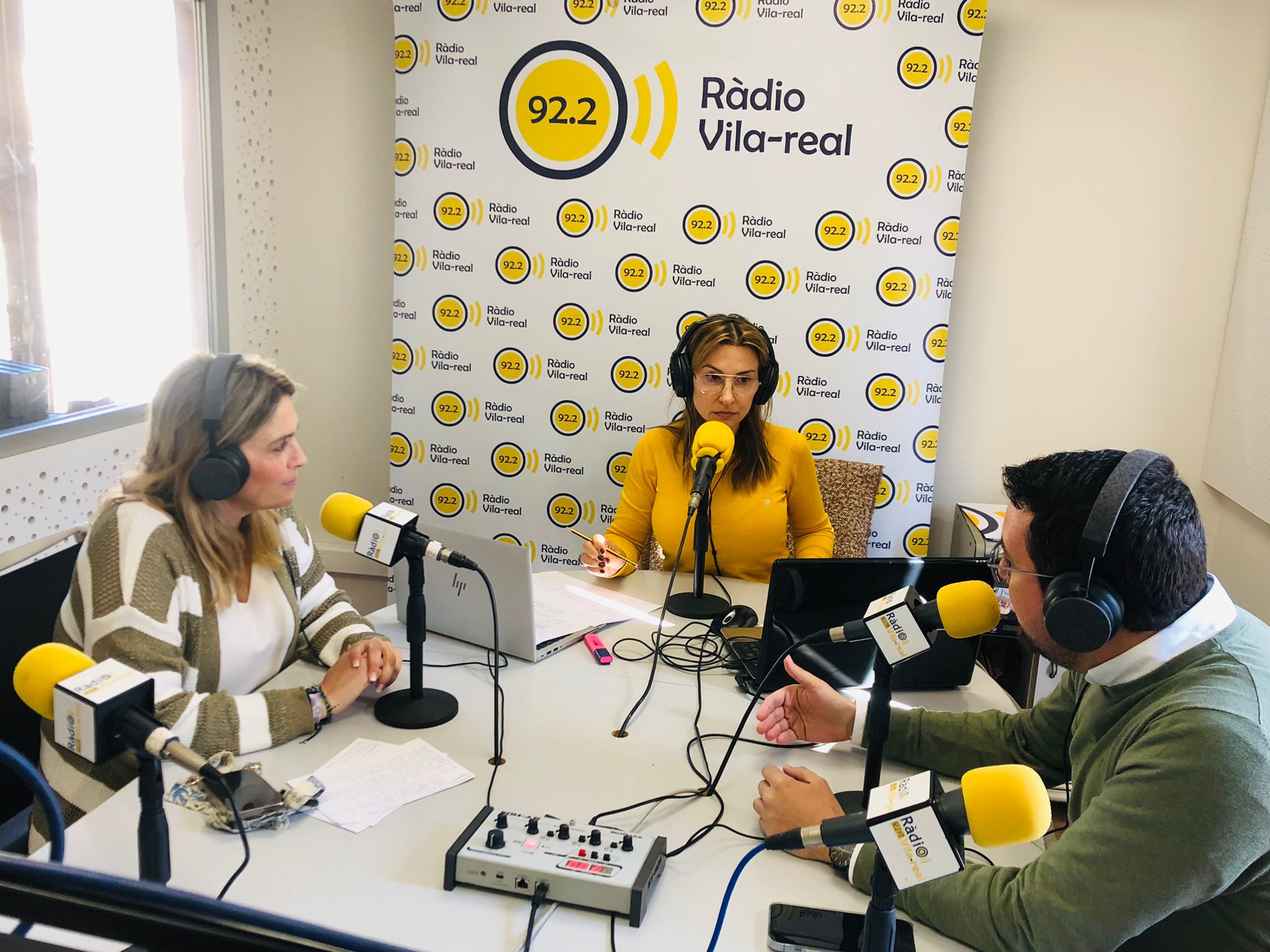 La presidenta provincial del PPCS, Marta Barrachina, fa parada hui  a Vila-real amb la ruta ‘La província que mereces’ junt amb el líder del PP de Vila-real, Adrián Casabó