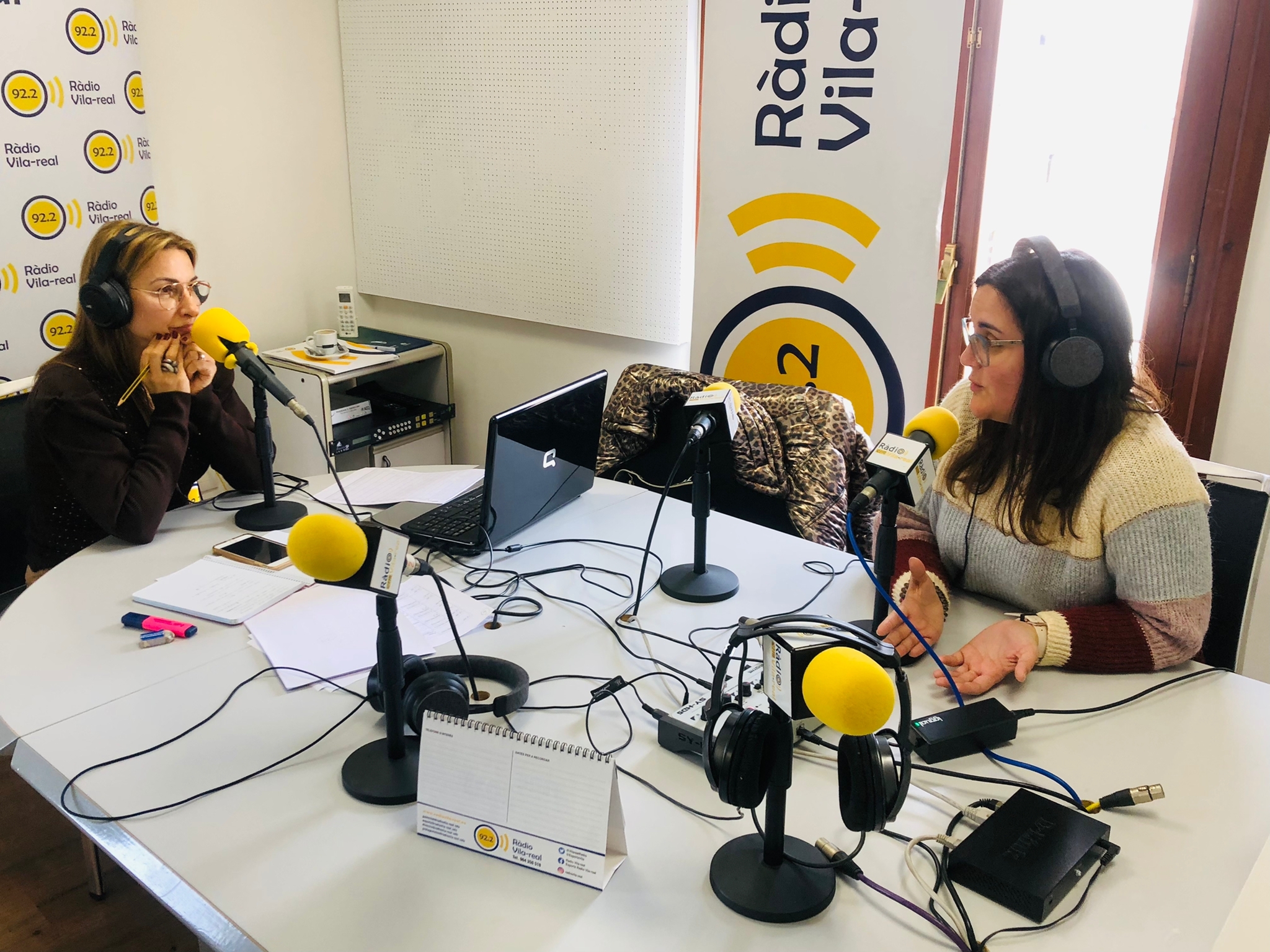 La presidenta de Joventut Antoniana, Maria Casabó, ens detalla com van els preparatius per a rebre a Ses Majestats els Reis Mags d’Orient, Melcior, Gaspar i Baltassar, a més d’informar-nos de com fer els encàrrecs