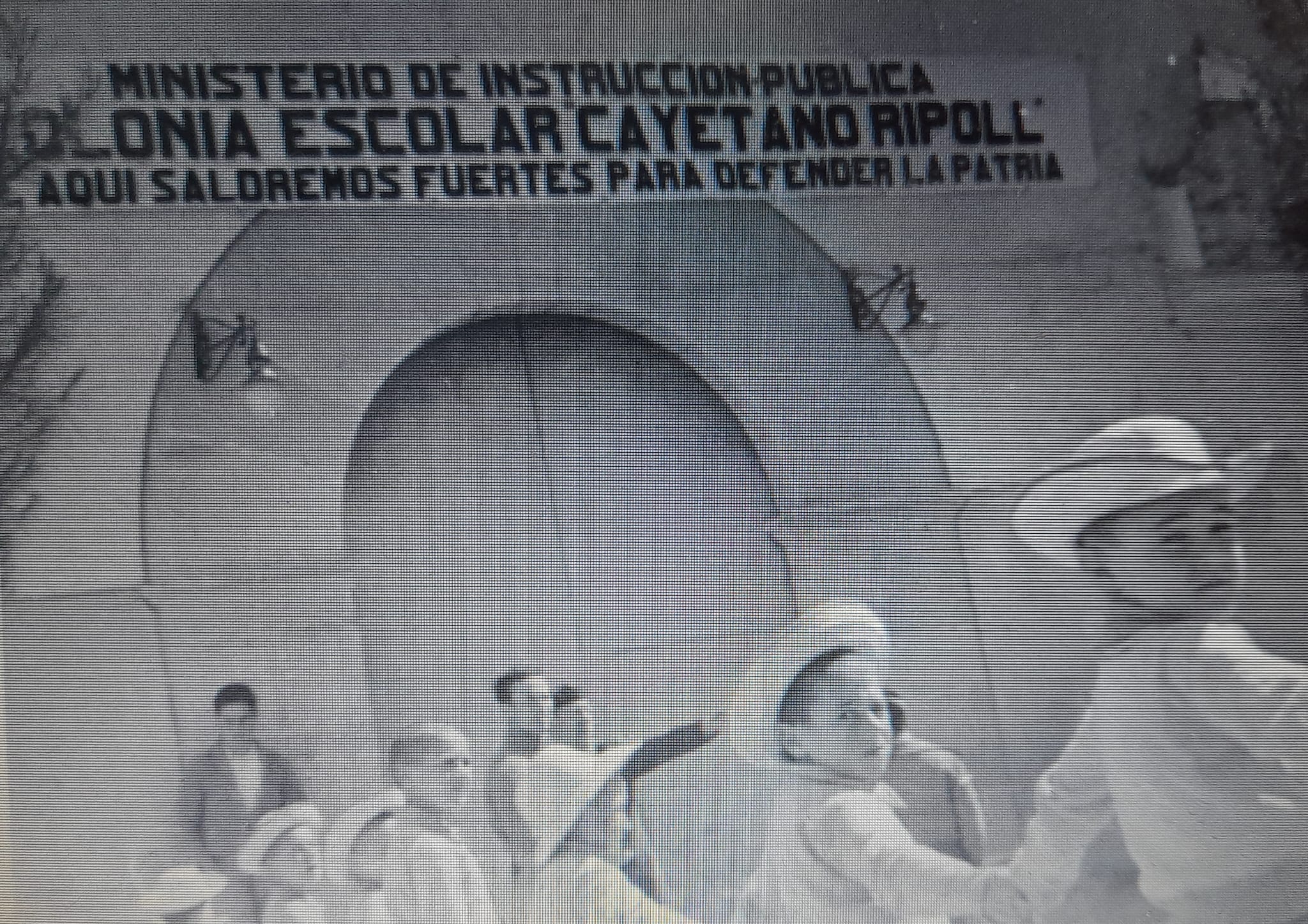 ➡️➡️ L’expert en històrica local i tradició, Luis Cabedo, i gestor de la pàgina ‘Amics del Crist del Calvari’, ens parla de la colónia escolar republicana que va estar a la Ermita de la Mare de Déu de Gràcia 