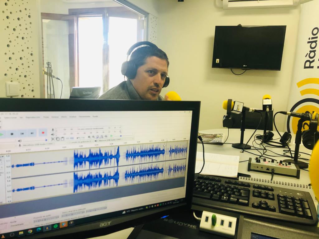 🎬El crític audiovisual Óscar Parra ens porta una secció molt especial, un ‘quiz’ de pel·lícules célebres través d’alguns dels seus diàlegs. Quantes has identificat?