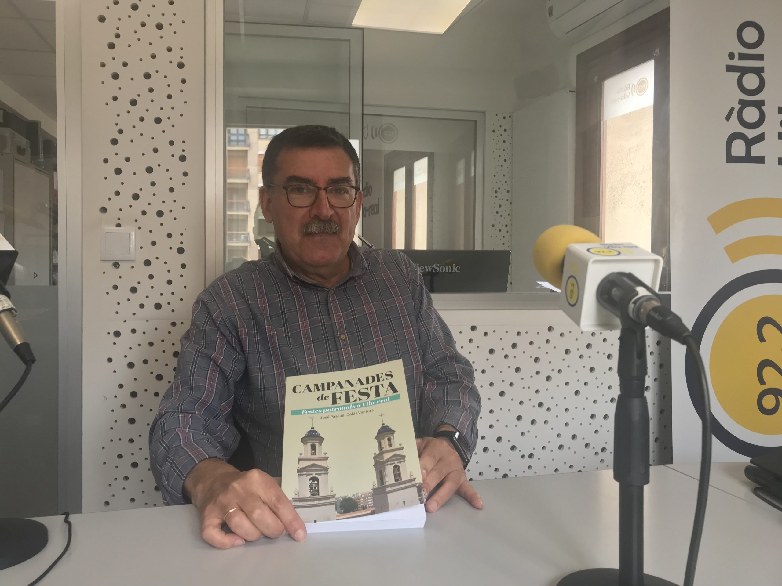 Entrevista a José Pascual Colás, ens presenta «Campanades de festa»