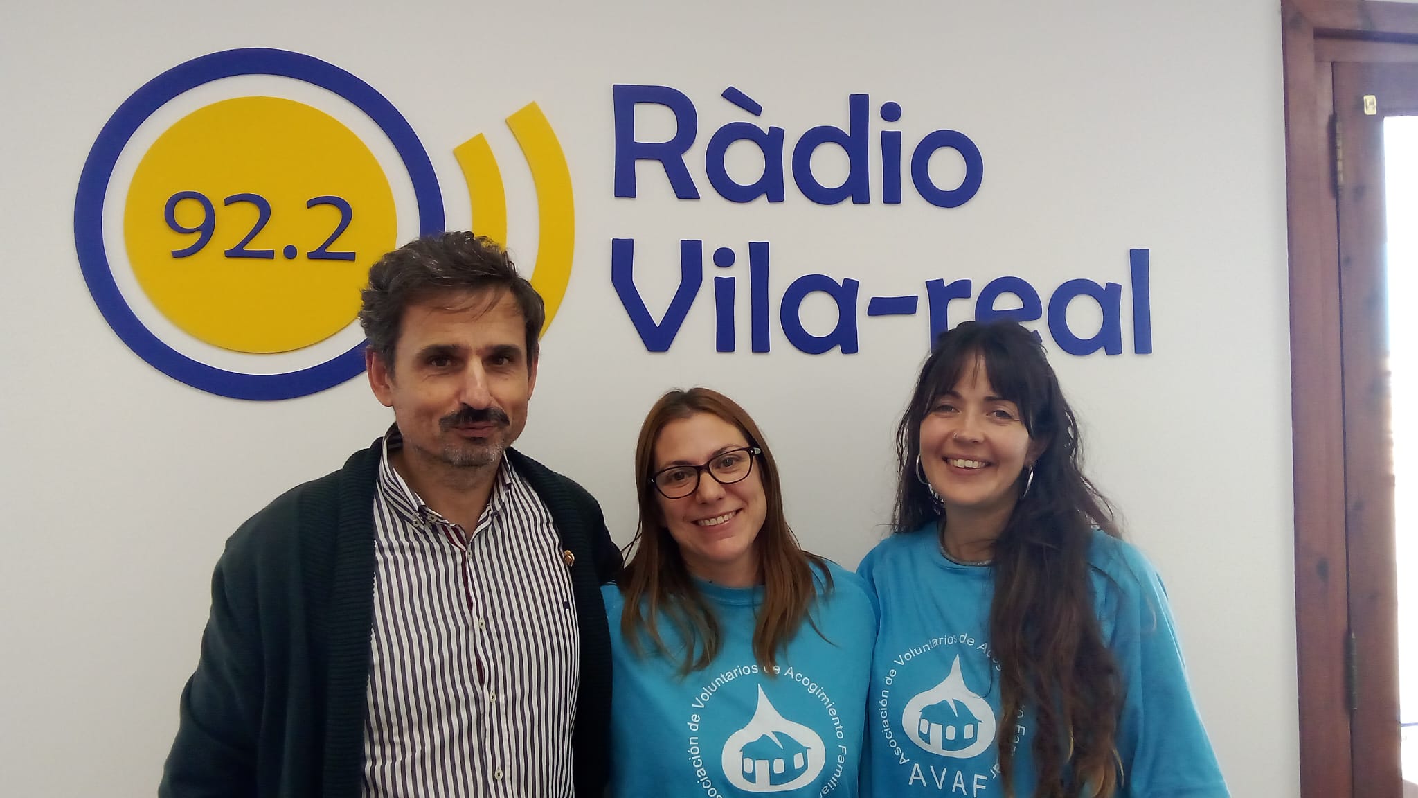 Parlem amb Toni Marín, regidor de Serveis Socials a l´Ajuntament de Vila-real, Laura Edo i Maider Macareno, responsables de l’Associació de Voluntaris d’Acolliment Familiar (Avaf)