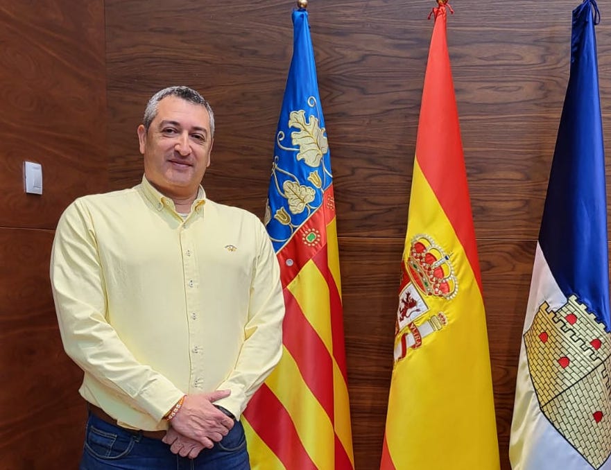 García (VOX) afirma que “VOX no permitirá la apertura de salones de juego cerca de colegios en Oropesa”