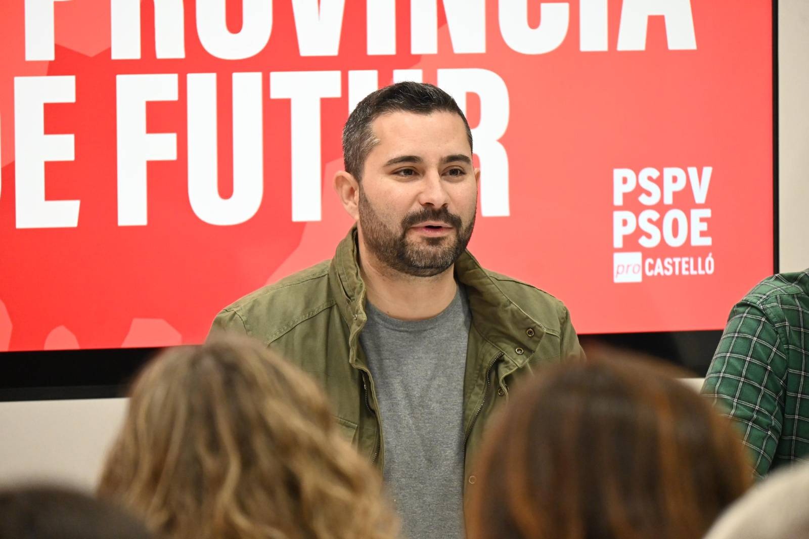 El PSPV acusa Barrachina de plegar-se davant Mazón i deixar de costat la reivindicació de més recursos i personal de bombers forestals: «posen en risc la nostra seguretat»