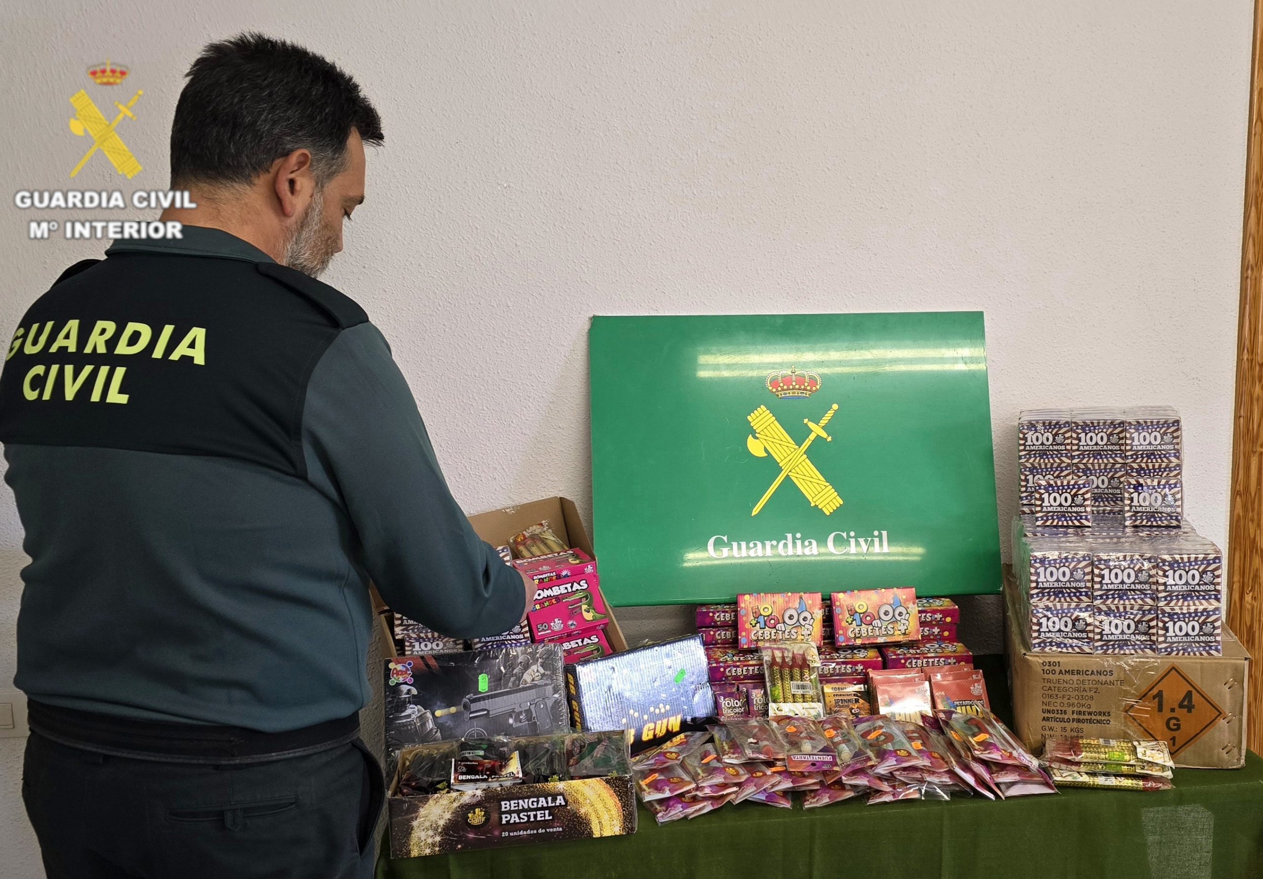 La Guàrdia Civil deté a sis persones per robatoris amb violència i intimidació i pertinença a grup criminal en establiments de localitats de la província de Castelló i València