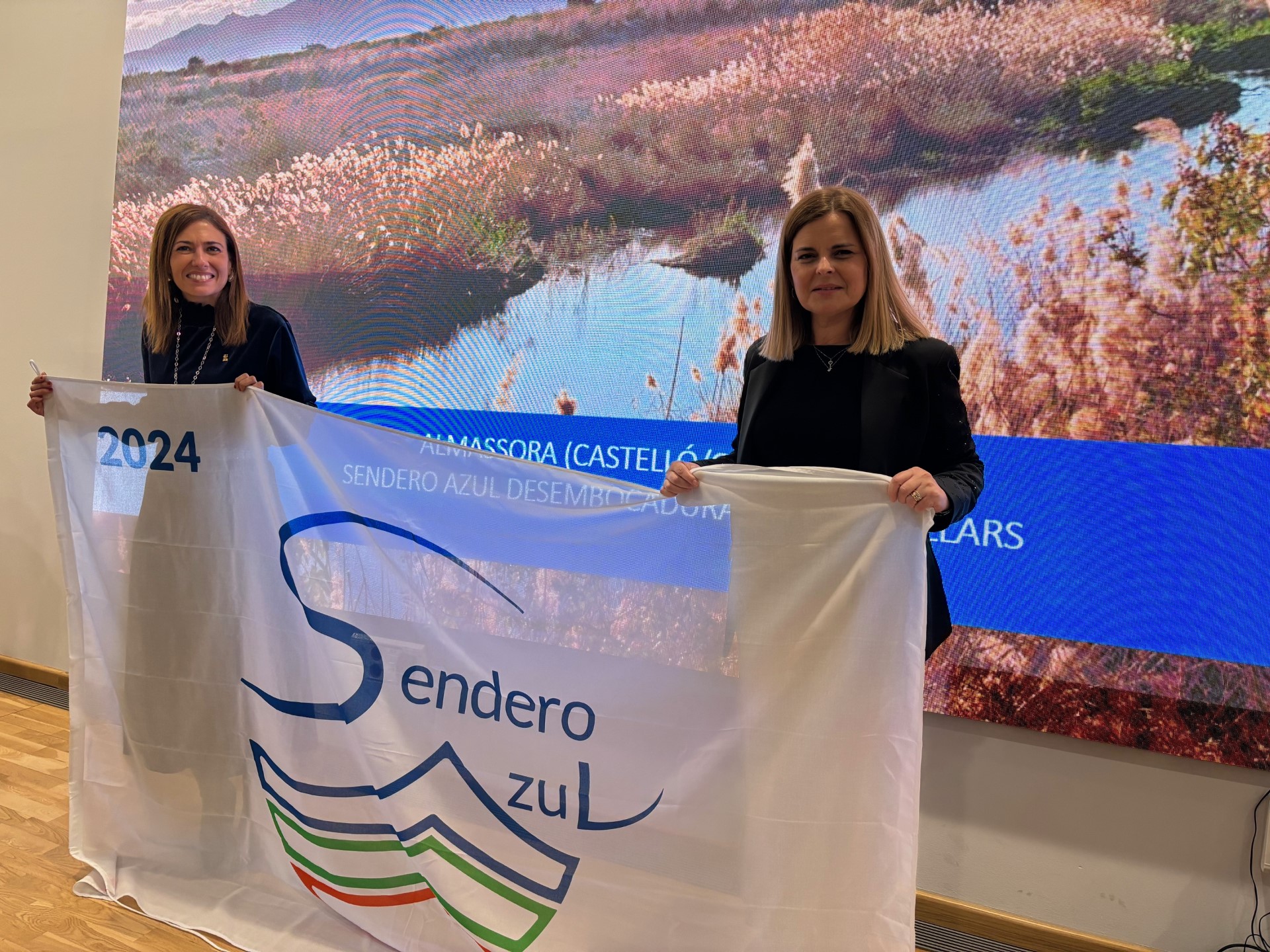 Almassora arreplega el seu distintiu de Sender Blau