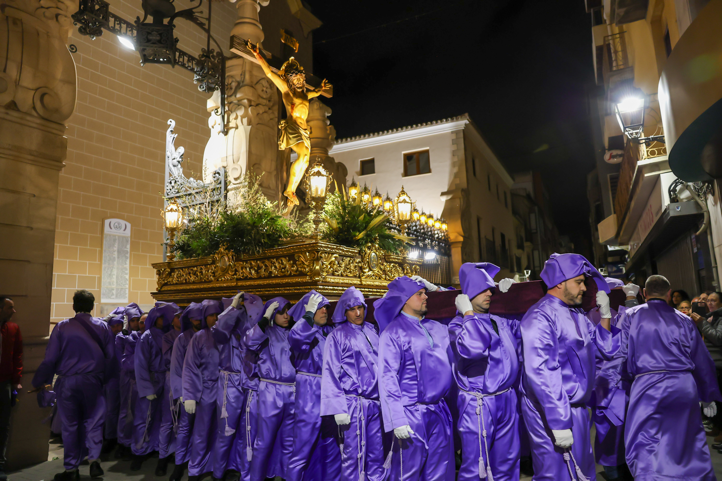 Parlem amb Pascual Sanz i José Irles, membres i fundadors la confraria del Santíssim Crist de l’Hospital