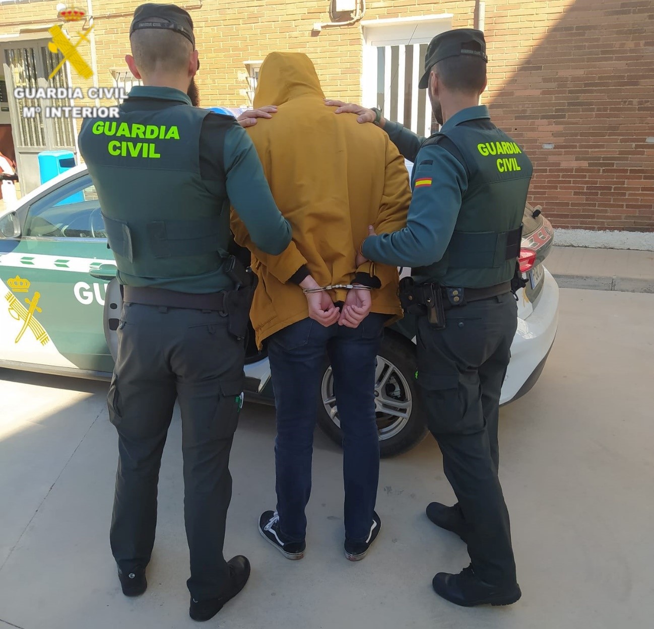 Tres detinguts per l’intent de robatori en un habitatge de Benicàssim