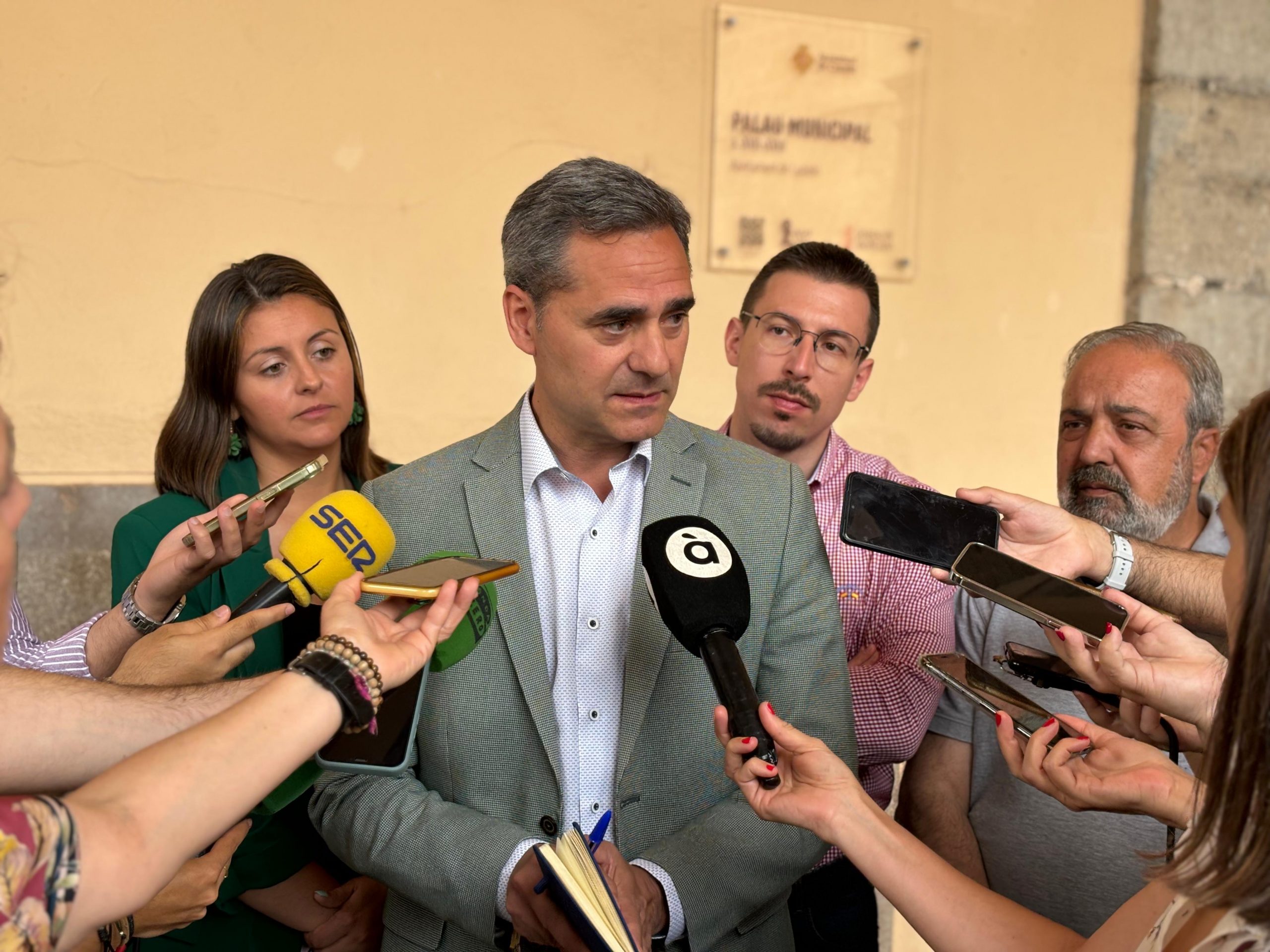 Vox proposarà en el govern municipal reposar una creu en el Ribalta en memòria de totes les  víctimes de la violència