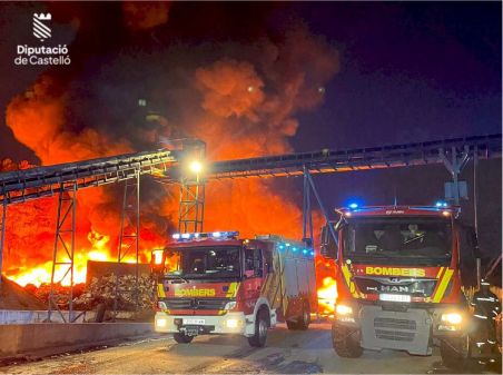 El PSPV-PSOE d’Onda critica la falta d’acció de l’alcaldessa Ballester davant els recurrents incendis en Reciplasa