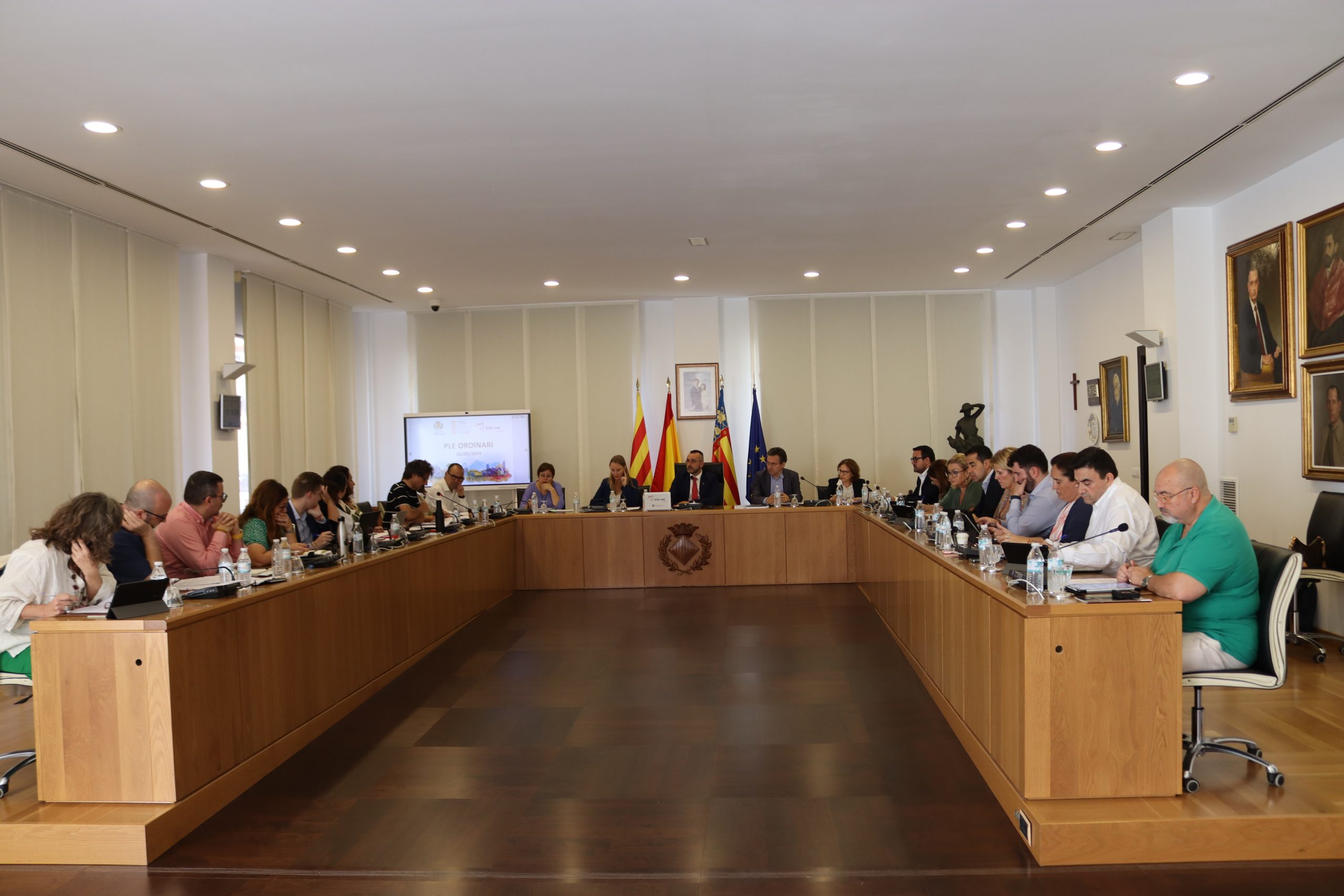 El Ple de Vila-real aprova un nou pagament a proveïdors per a complir amb la liquidació del deute pendent