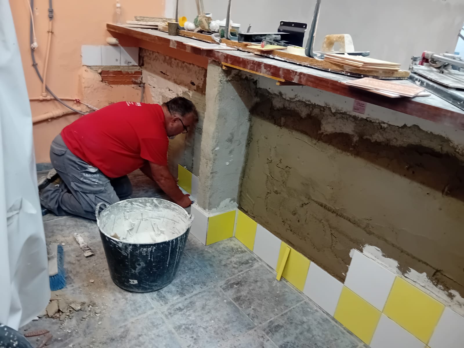 Burriana avança les obres de manteniment en l’associació de pensionistes i jubilats ‘El Calvari’