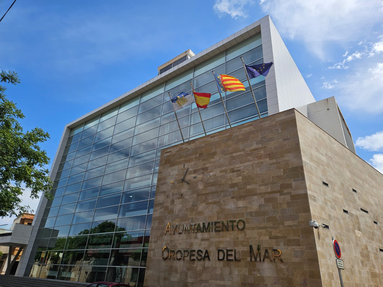 L’Ajuntament d’Orpesa adjudica el servici de Teleassistència Domiciliària per a ajudar als seus veïns