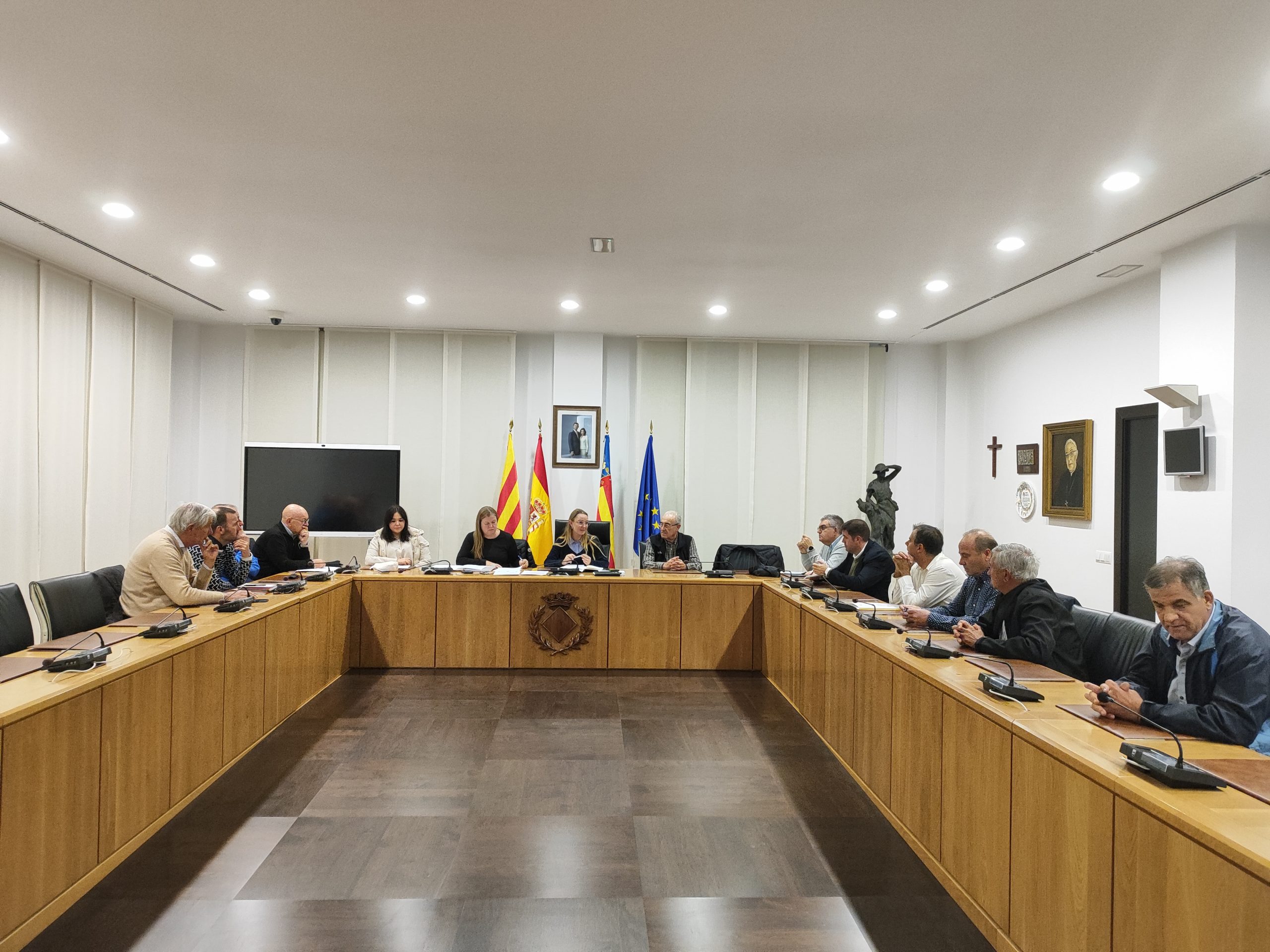 Fajardo anuncia millores en camins i neteja rural en la primera reunió com a presidenta del Consell Agrari