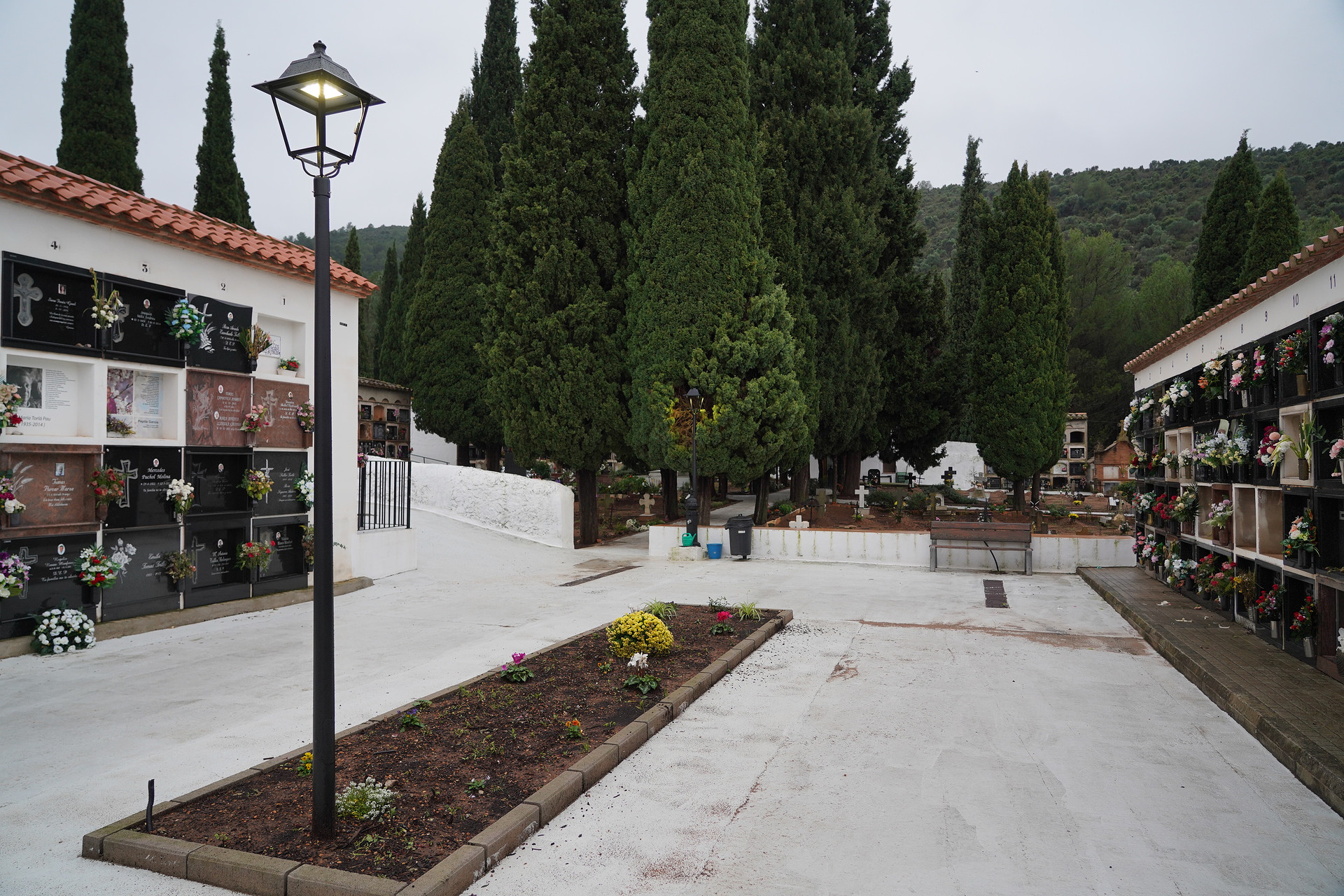 Finalitzen les obres del remodelat cementeri de Vilafamés