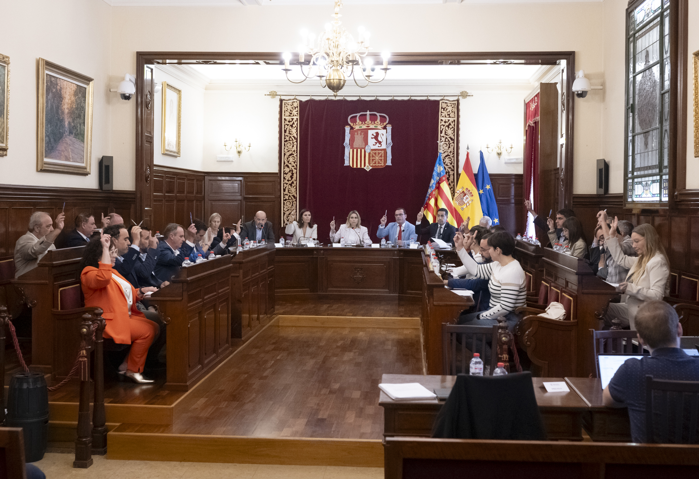 La corporació provincial s’unix per a traslladar el seu suport i solidaritat amb les víctimes i afectats per la DANA de la província de València