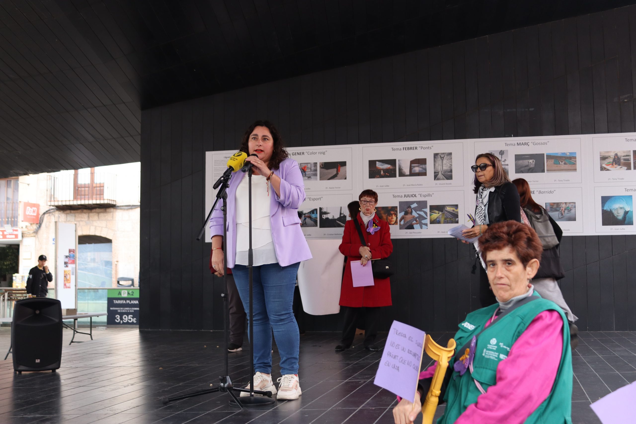 Vila-real reivindica la igualtat i la lluita contra la violència de gènere en el 25N