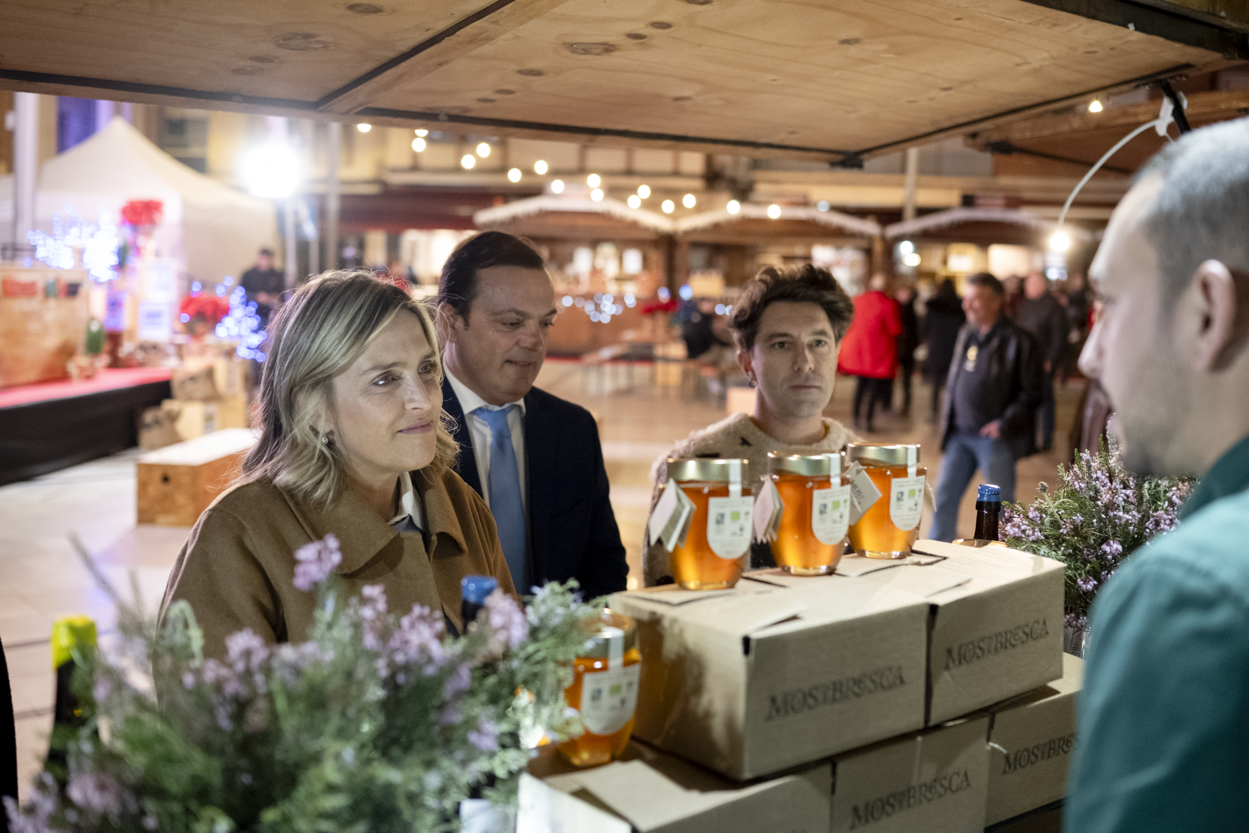 La Diputació enaltix el producte de proximitat i de qualitat que oferix la Fira de Nadal Castelló Ruta de Sabor