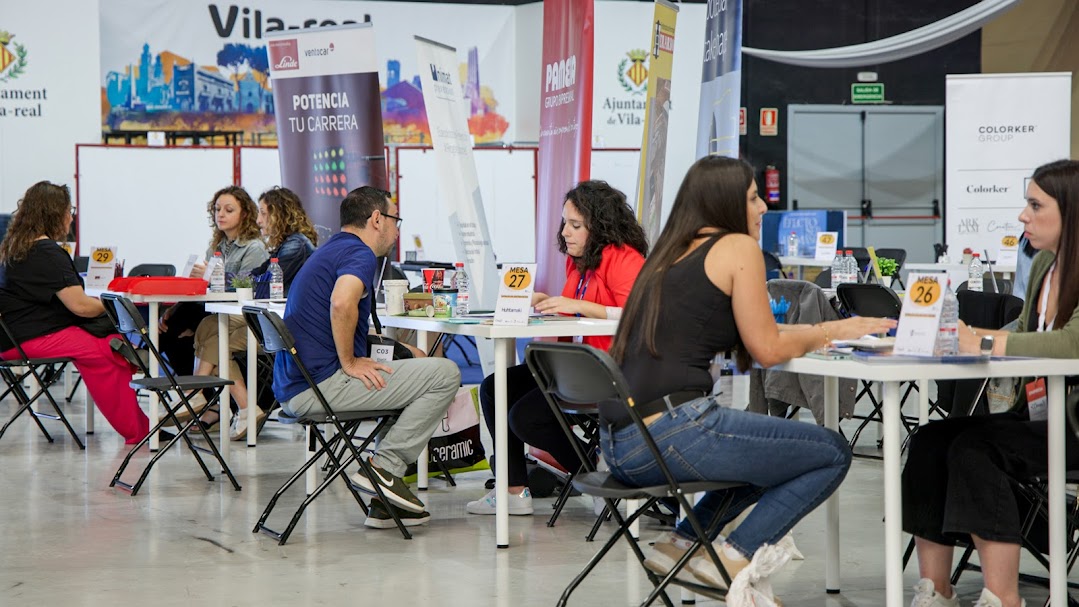 El Fòrum Ocupa’t es consolida com a punt de trobada per a la creació de treball amb 62 contractacions en la seua última edició
