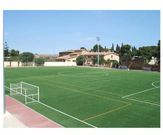 El caos en la gestió del govern de Benlloch prolonga l’espera per a remodelar el camp de futbol de Flors