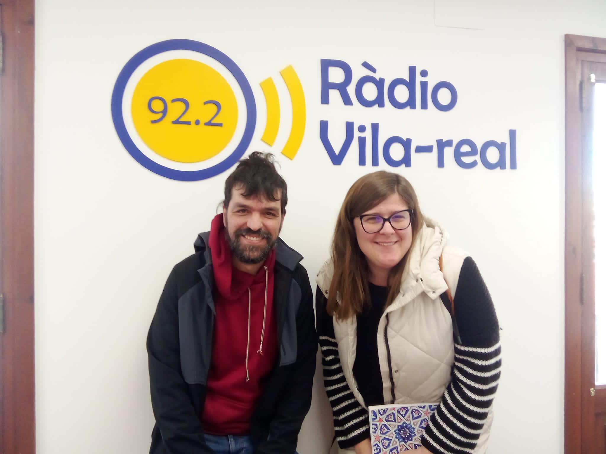 Parlem amb Reyes Aymerich i Asier Merino del col·lectiu plana baixa famílies pel valencià