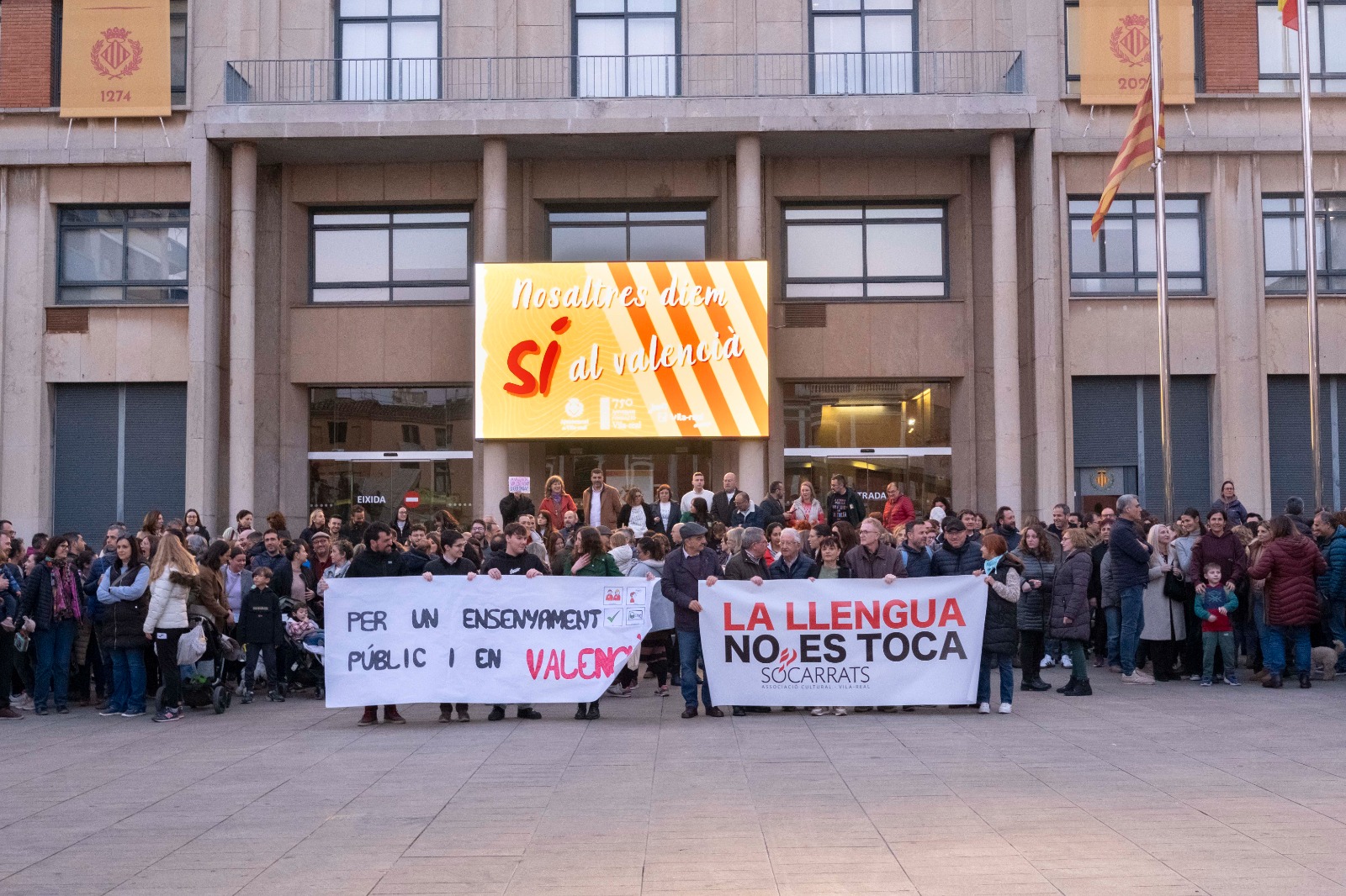Famílies pel Valencià es mobilitza al carrer en defensa de l’educació en valencià i contra la Llei Rovira