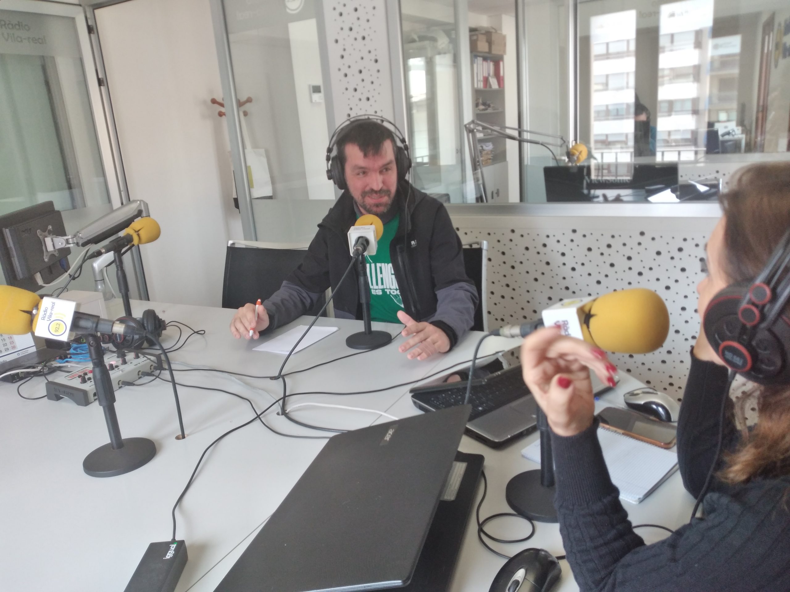 Parlem amb Asier Merino, membre del col·lectiu plana baixa famílies pel valencià