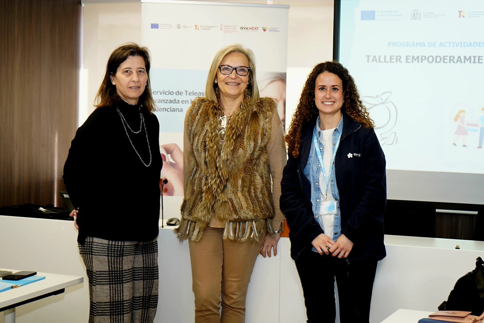 Burriana celebra el taller sobre el canvi de rol de la dona en el marc del 8M