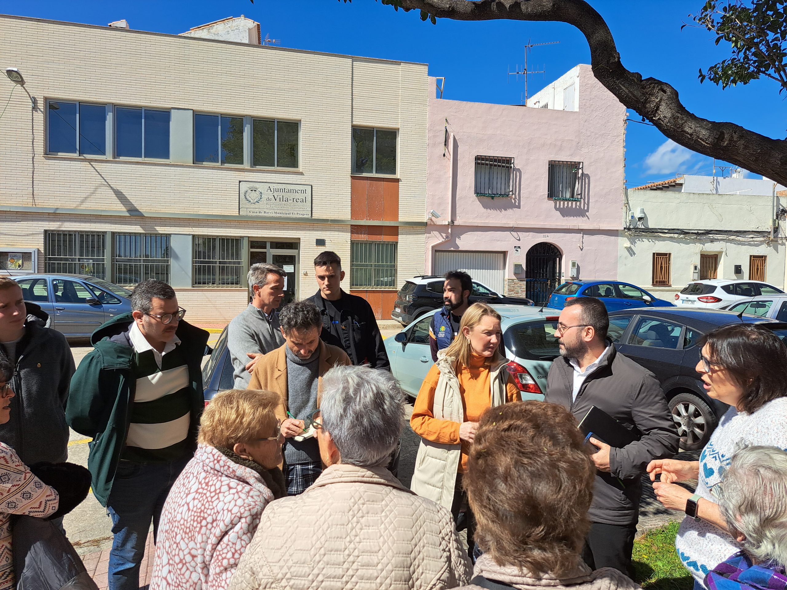L’Ajuntament al barri arriba al Progrés per a reforçar la proximitat i escoltar les propostes veïnals