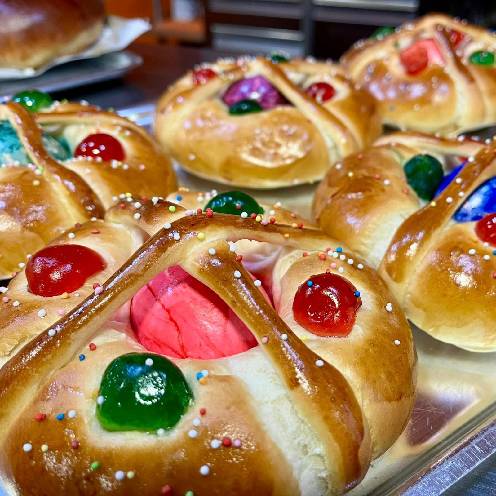 La capital de la Plana Baixa manté viva la tradició de Pasqua gràcies als seus forns i pastisseries