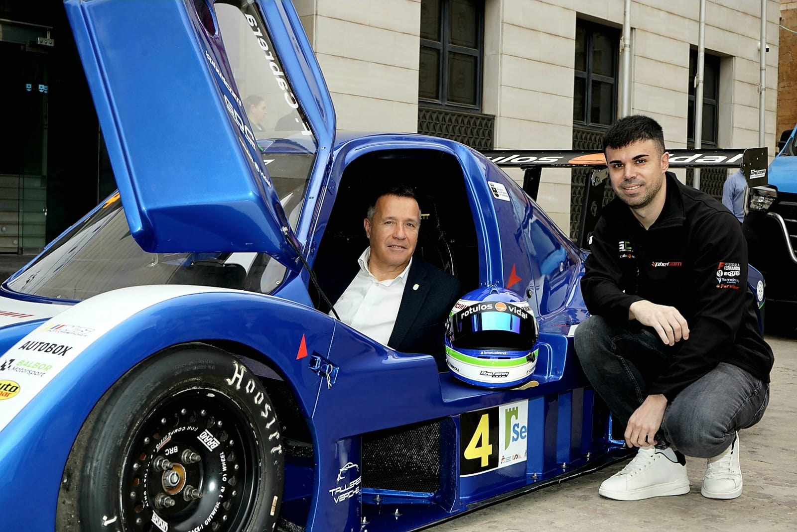 Ferran Cabrera presenta el seu monoplaça abans del seu debut nacional en muntanya