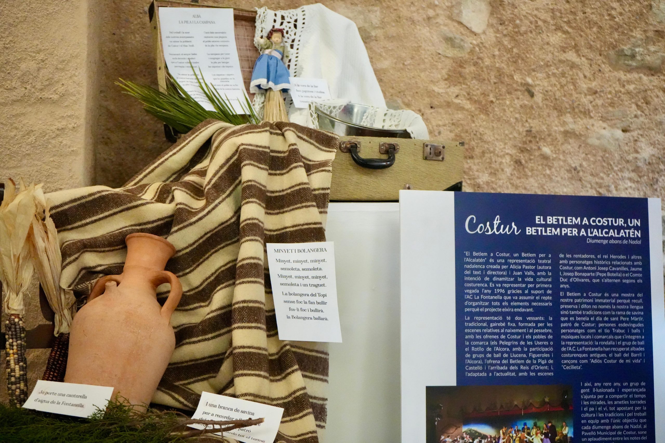 Arranca en l’Alcora la exposición ‘L’Alcalatén en xarxa’, un recorrido por el alma cultural de la comarca