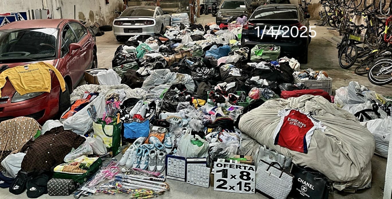 Oropesa destruye más de 12.000 artículos procedentes de la venta ambulante ilegal