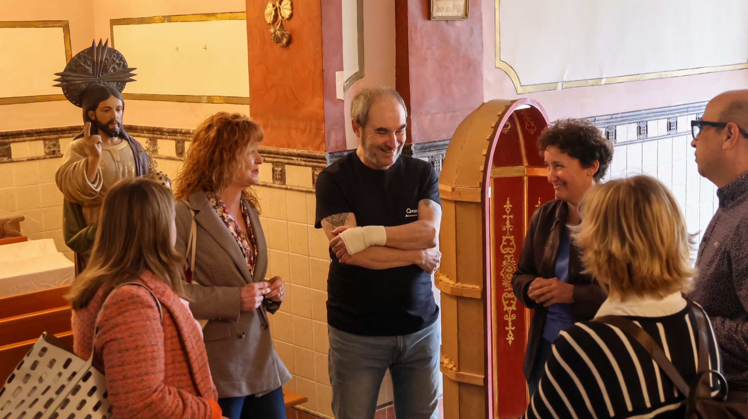 Onda inicia los trabajos de restauración del retablo del Santísimo Salvador