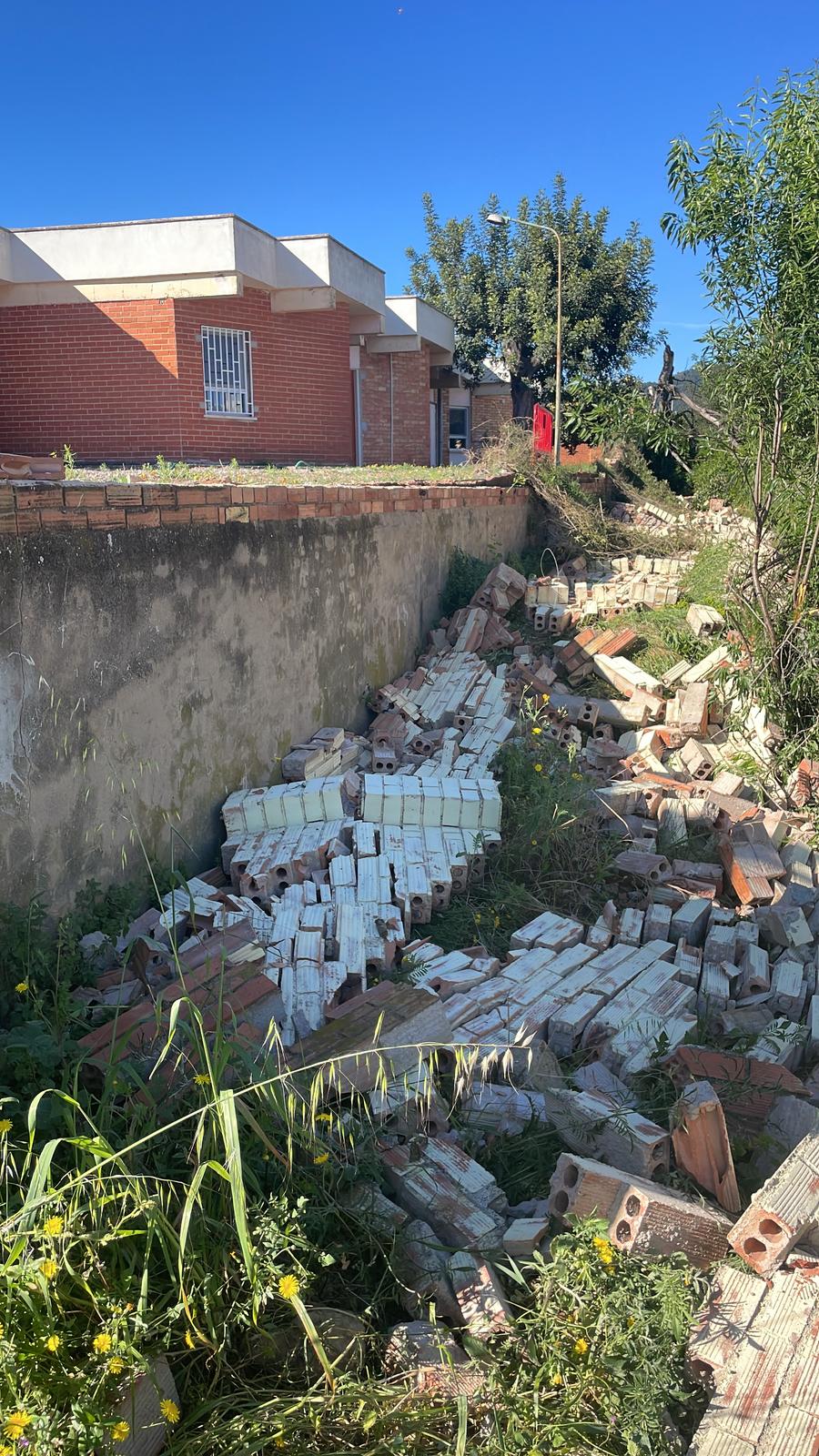 Betxí reclama a la Generalitat la nova escoleta de Pequelar després del col·lapse d’un mur