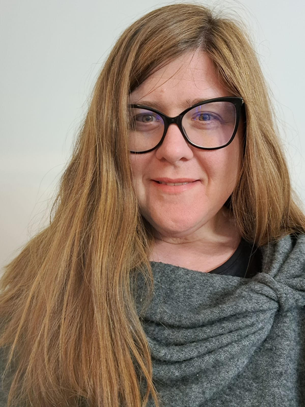 La historiadora i professora Reyes Aymerich serà la mantenidora en el pregó de festes i imposició de bandes a la reina i dames de 2025