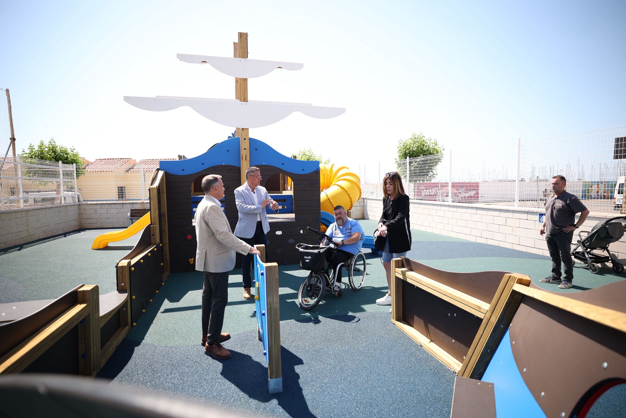 Burriana obri les portes del major parc infantil inclusiu de la ciutat situat en el Port