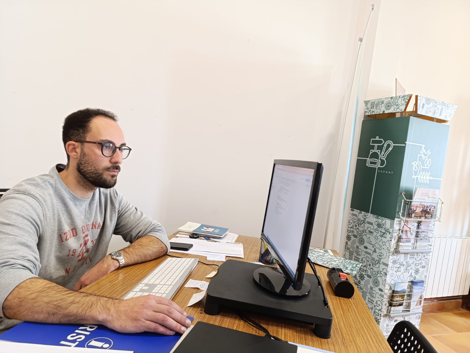 Vistabella aposta per una gestió turística més propera amb la incorporació de dos informadors