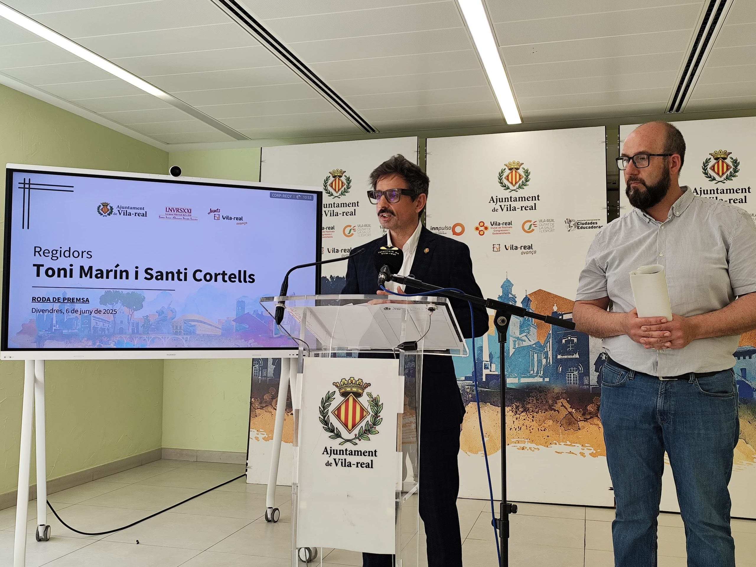 Marín i Cortells defensen el compromís de l’Ajuntament amb els més vulnerables