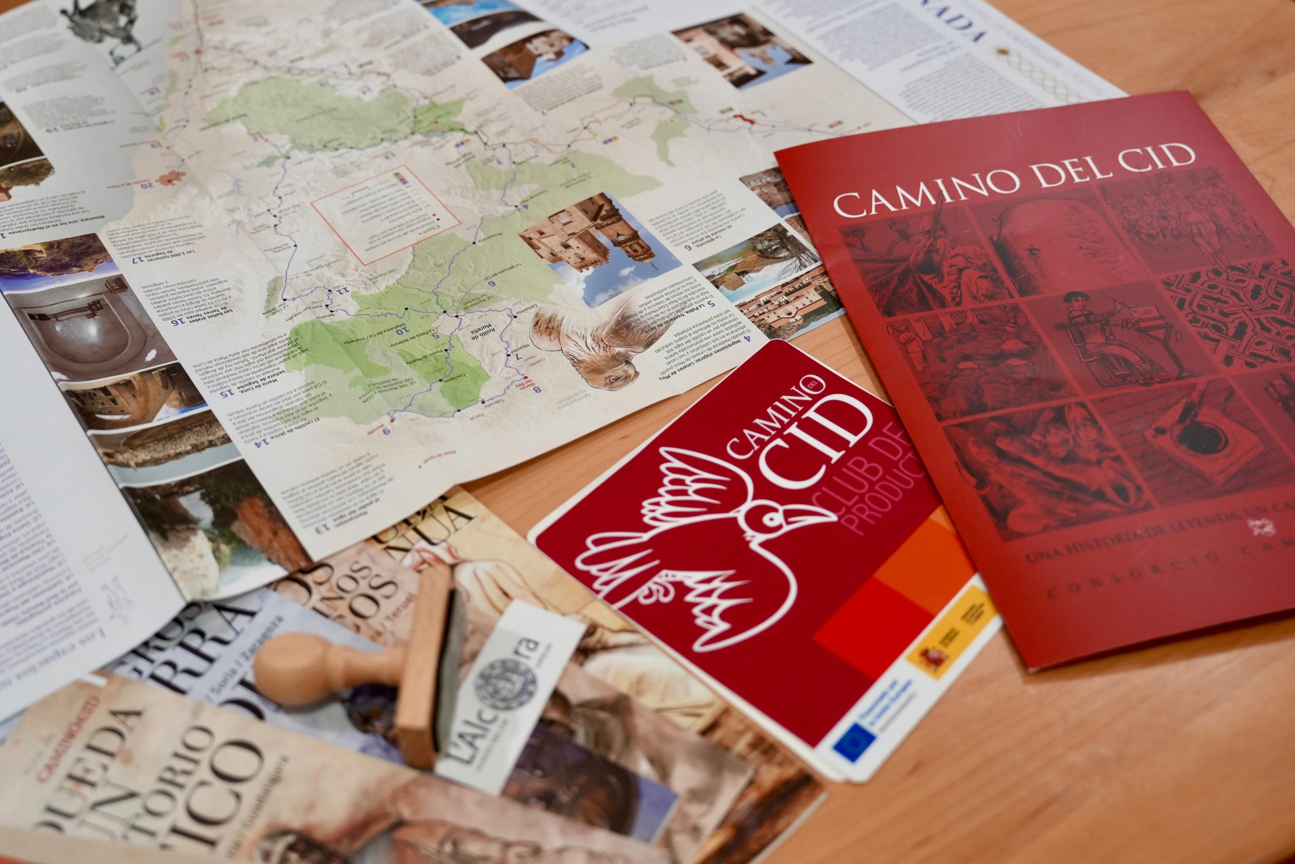 El sello del Salvoconducto refleja la  tradición ceramista del municipio y rinde homenaje a la Real Fábrica del Conde de Aranda