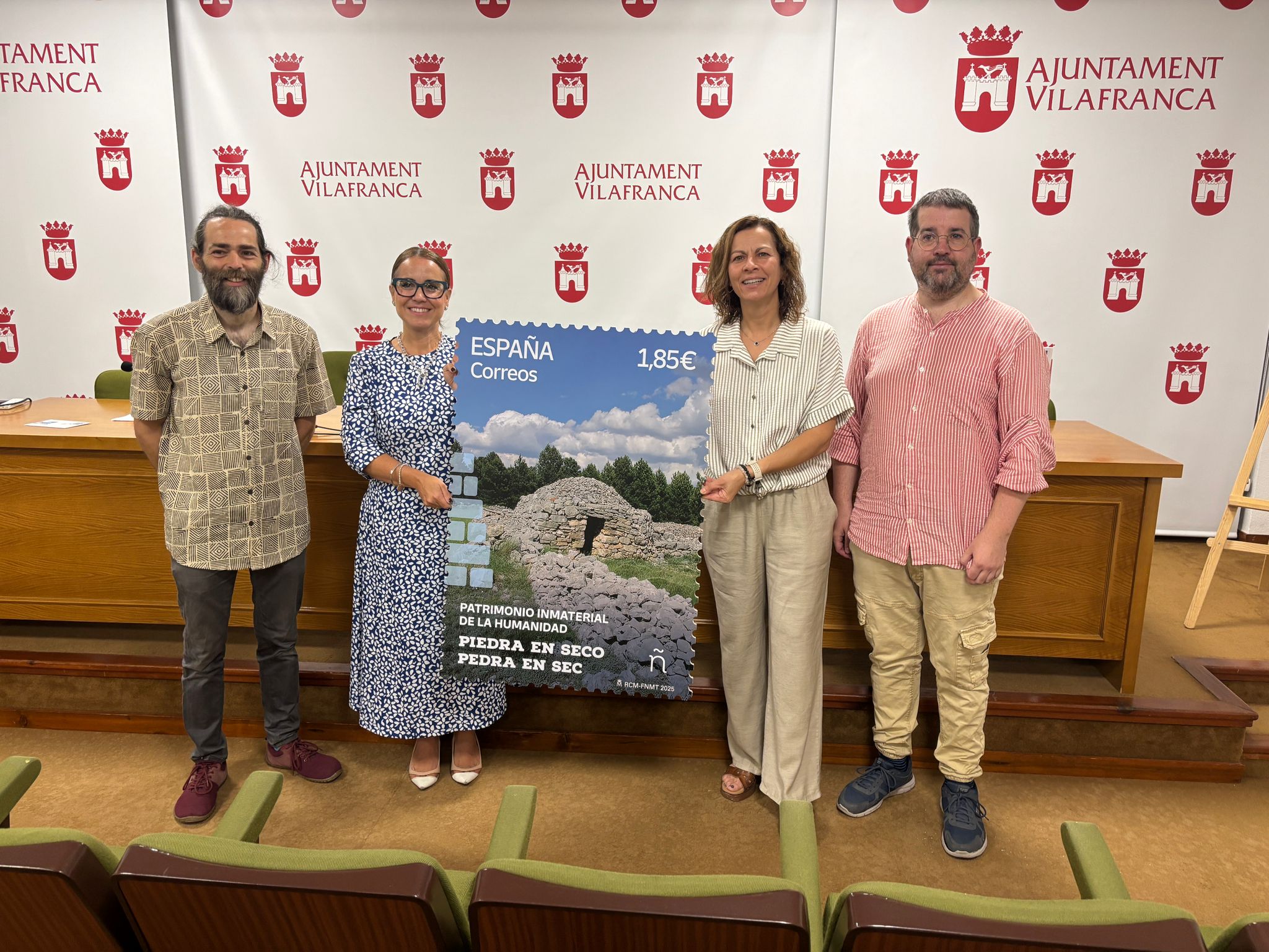 Correus presenta a Vilafranca el nou segell dedicat a la Pedra en Sec, Patrimoni Immaterial de la Humanitat