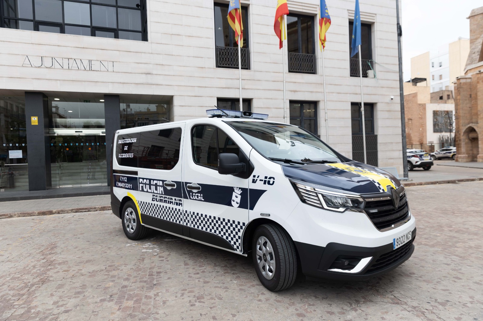La Policia Local de Burriana presenta el seu nou furgó d’investigació d’accidents