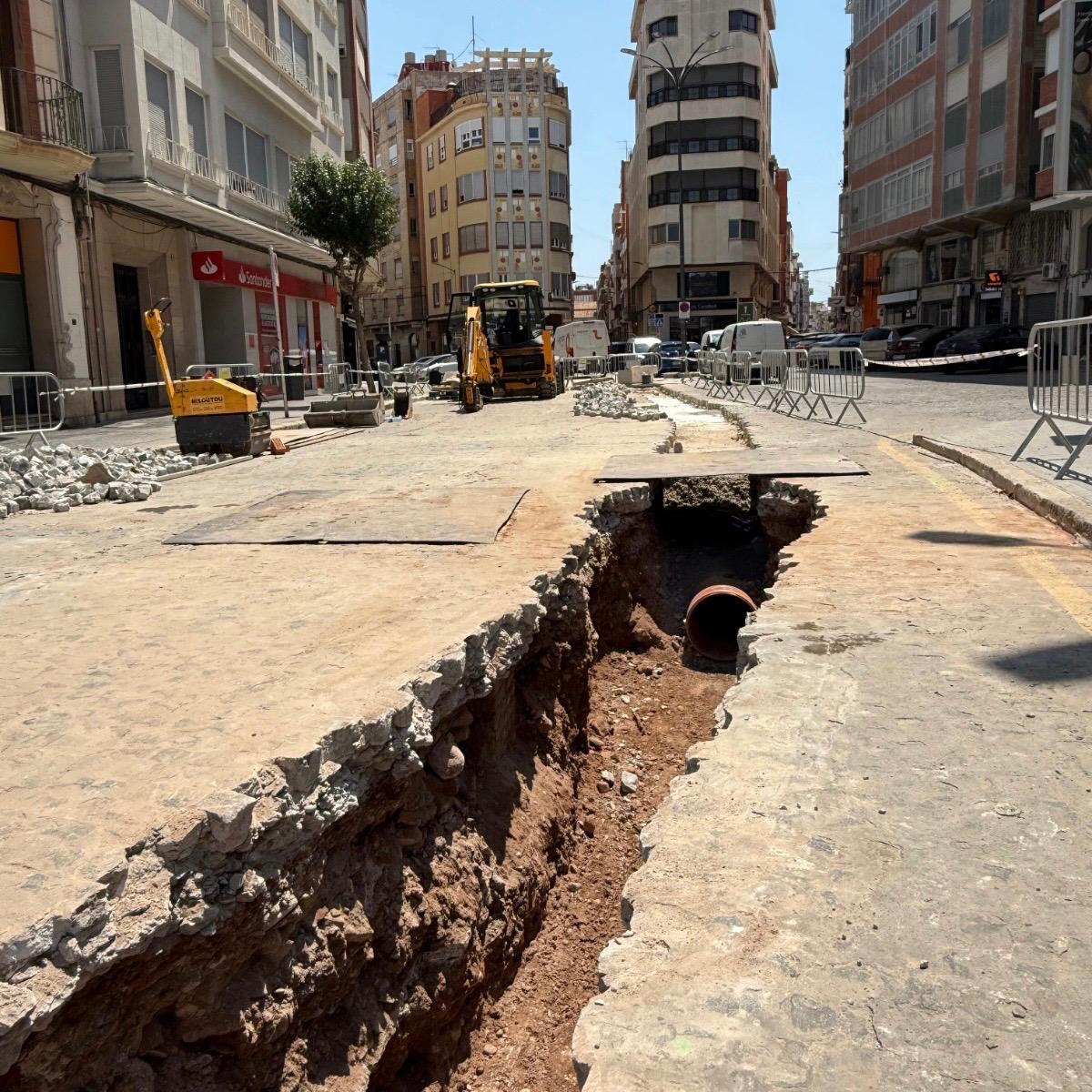 Burriana inicia en el Pla les obres de connexió de la xarxa de pluvials del carrer Sant Vicent al nou col·lector i al futur tanc de tempestes