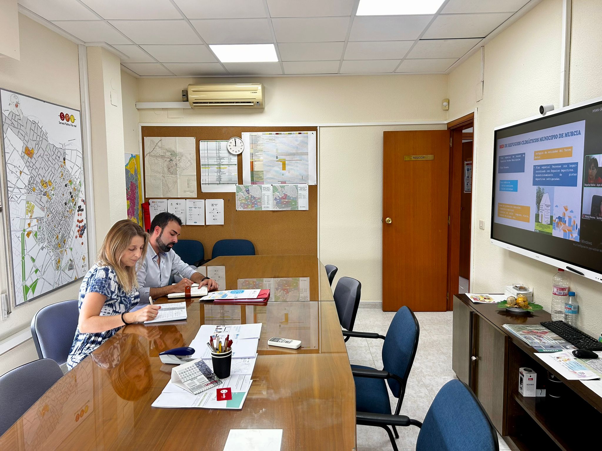 Vila-real participa en un taller sobre la creació de xarxes locals de refugis climàtic